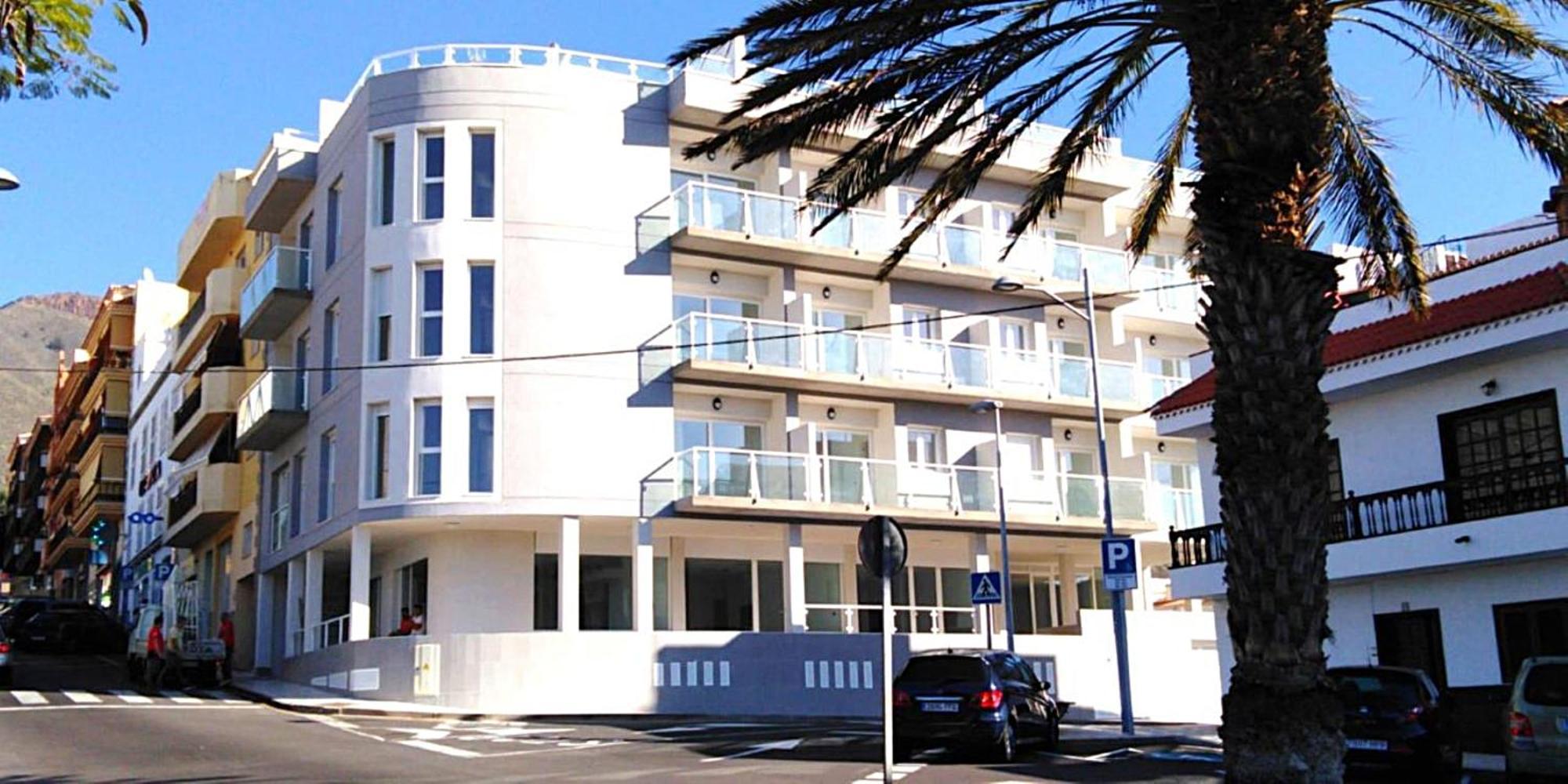 Lägenhet på 65 m² i Adeje, med 2 sovrum och 2 badrum  Costa Adeje  Exteriör bild
