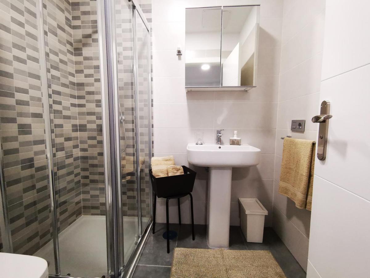 Lägenhet på 65 m² i Adeje, med 2 sovrum och 2 badrum  Costa Adeje  Exteriör bild