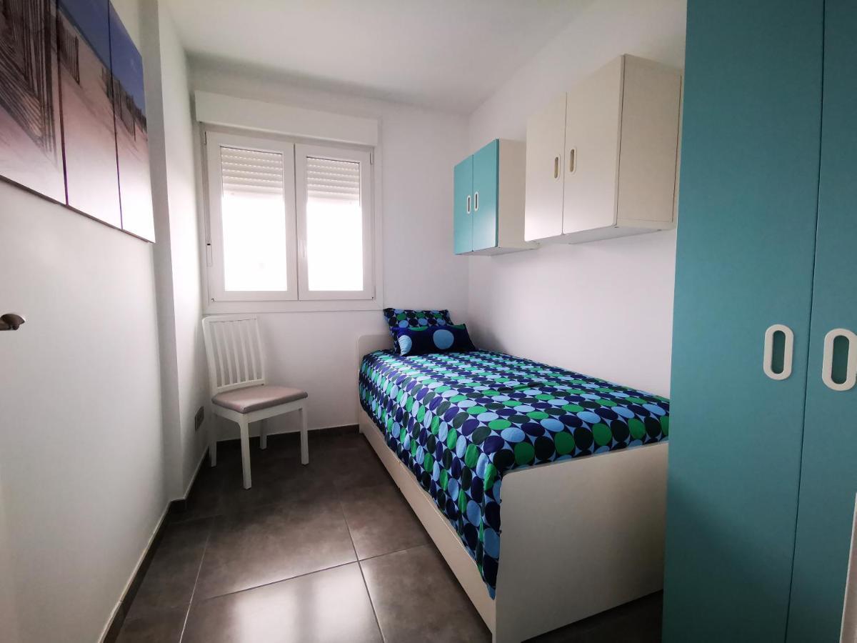 Lägenhet på 65 m² i Adeje, med 2 sovrum och 2 badrum  Costa Adeje  Exteriör bild