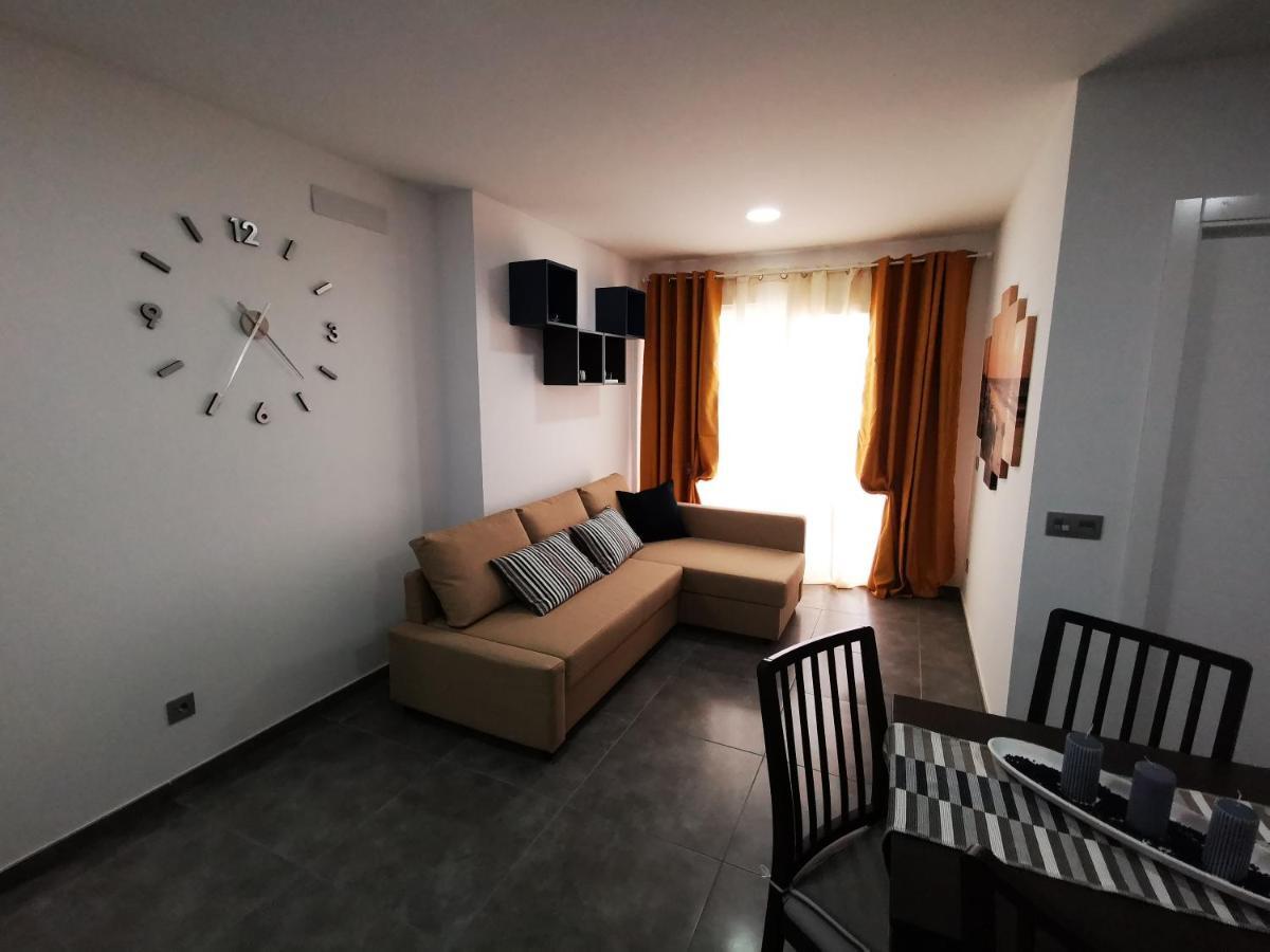 Lägenhet på 65 m² i Adeje, med 2 sovrum och 2 badrum  Costa Adeje  Exteriör bild
